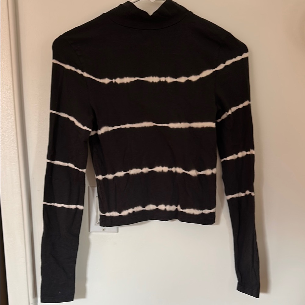 Wild Fable Mock Turtleneck Long Sleeve Tee